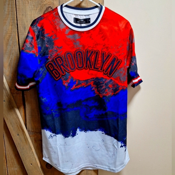 A Pro Standard official NBA New York Nets short sleeve shirt in a men's medium - Picture 1 of 9